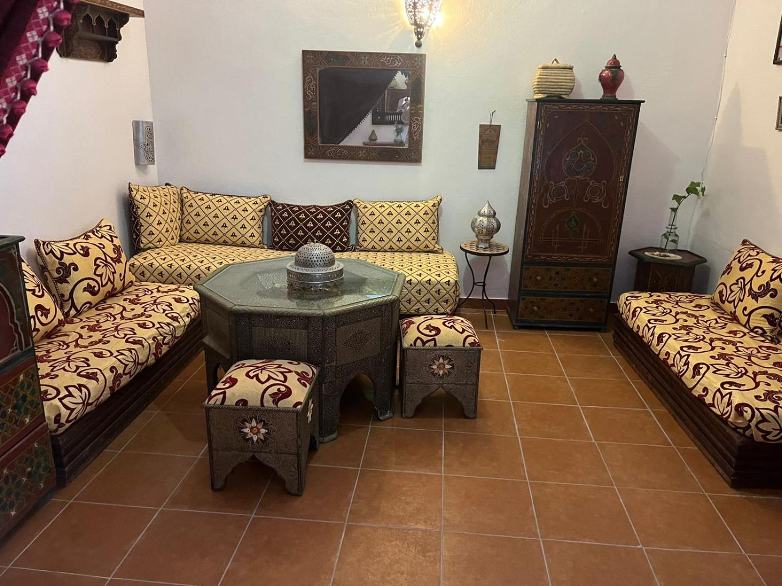 Hathor ,casa Marroqui Con Dos Terrazas En La Medina Antigua , Ideal Parejas!! Wifi!! Hébergement de vacances *